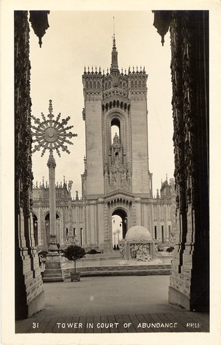 Tower in Court of Abundance at the Panama-Pacific International Exposition